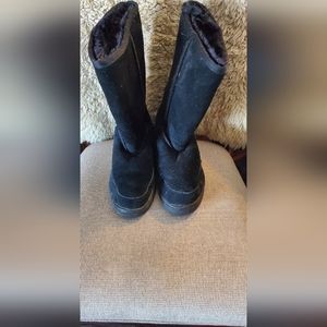 Vintage chunky warm uggs